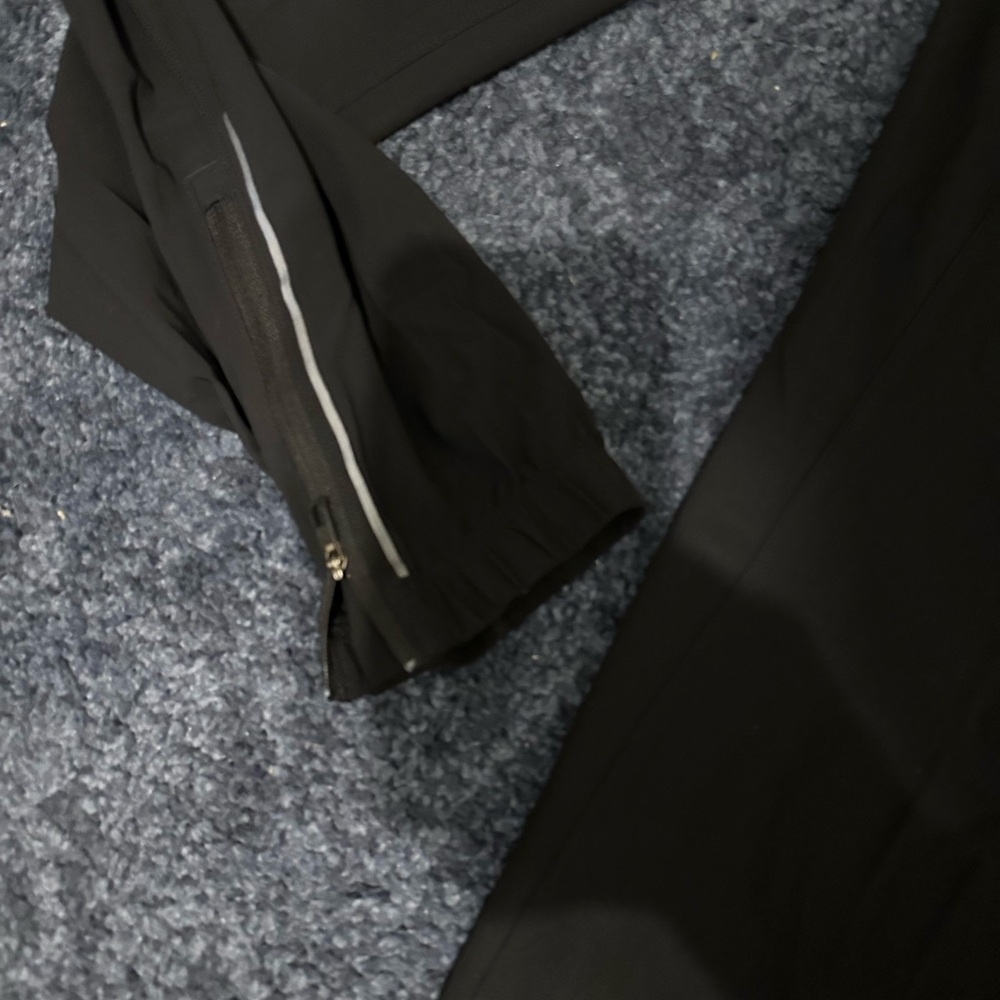 Lululemon surge joggers